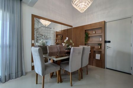 Apartamento à venda com 205m², 4 quartos e 2 vagas Apartamento à venda com 205m², 4 quartos e 2 vagasSala