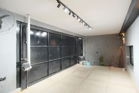 Casa à venda com 160m², 2 quartos e 2 vagasGaragem