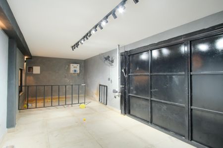 Casa à venda com 160m², 2 quartos e 2 vagasGaragem