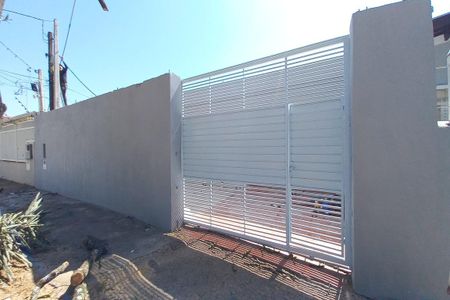 Fachada do Prédio de casa para alugar com 1 quarto, 25m² em Jardim Proença, Campinas