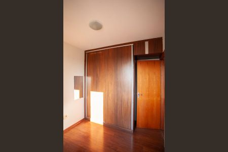 Apartamento para alugar com 70m², 2 quartos e 2 vagas Apartamento para alugar com 70m², 2 quartos e 2 vagasQuarto 1