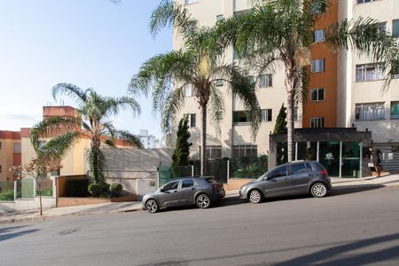 Apartamento para alugar com 70m², 2 quartos e 2 vagas Apartamento para alugar com 70m², 2 quartos e 2 vagasFachada