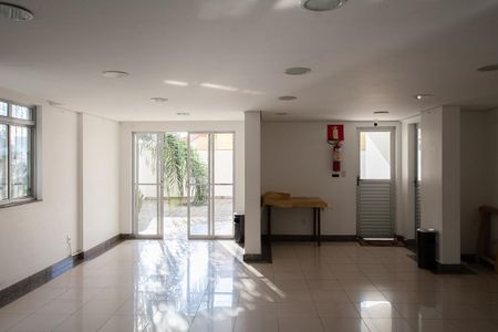 Apartamento para alugar com 70m², 2 quartos e 2 vagas Apartamento para alugar com 70m², 2 quartos e 2 vagasÁrea comum - Salão de festas
