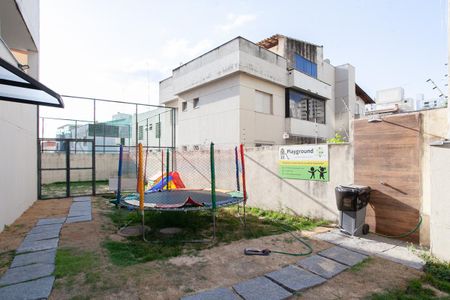 Apartamento para alugar com 70m², 2 quartos e 2 vagas Apartamento para alugar com 70m², 2 quartos e 2 vagasÁrea comum - Playground