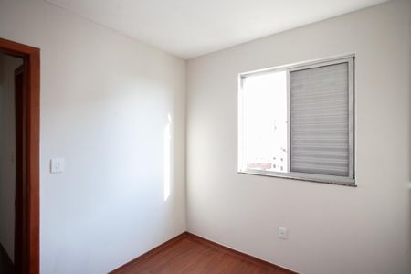 Apartamento para alugar com 70m², 2 quartos e 2 vagas Apartamento para alugar com 70m², 2 quartos e 2 vagasQuarto 2