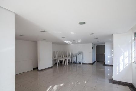 Apartamento para alugar com 70m², 2 quartos e 2 vagas Apartamento para alugar com 70m², 2 quartos e 2 vagasÁrea comum - Salão de festas