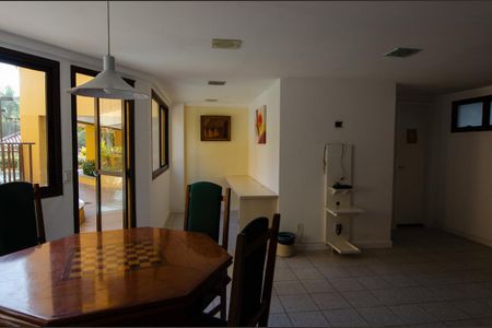 Apartamento à venda com 79m², 2 quartos e 1 vagaÁrea Comum