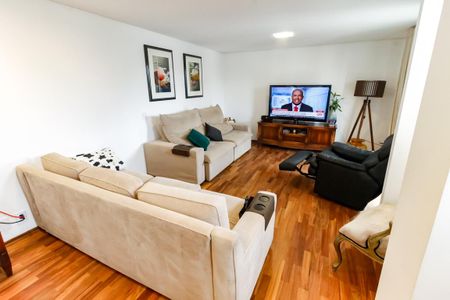 Sala de apartamento à venda com 4 quartos, 219m² em Vila Suzana, São Paulo