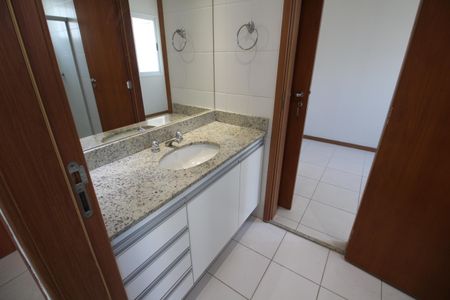 Apartamento à venda com 84m², 3 quartos e 1 vagaBanheiro Social