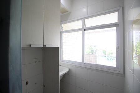 Apartamento à venda com 84m², 3 quartos e 1 vagaÁrea de Serviço