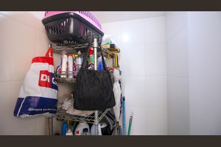 Apartamento para alugar com 93m², 3 quartos e 1 vaga Apartamento para alugar com 93m², 3 quartos e 1 vagaBanheiro de Serviço