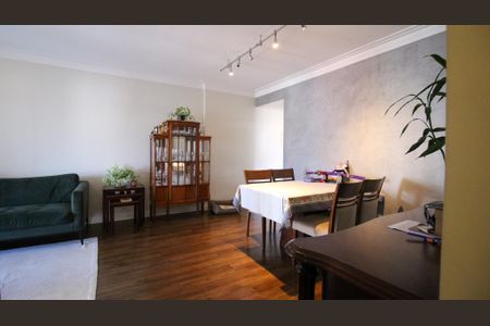 Apartamento para alugar com 93m², 3 quartos e 1 vaga Apartamento para alugar com 93m², 3 quartos e 1 vagaSala