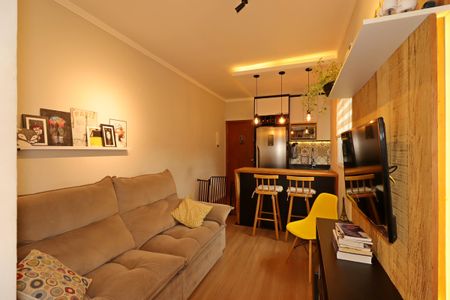 Sala de apartamento à venda com 2 quartos, 90m² em Jardim das Maravilhas, Santo André