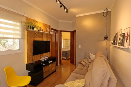Sala de apartamento à venda com 2 quartos, 90m² em Jardim das Maravilhas, Santo André
