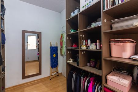 Apartamento à venda com 60m², 3 quartos e 1 vagaQuarto 2