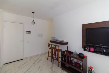 Sala de apartamento para alugar com 2 quartos, 42m² em Parque São Lourenço, São Paulo