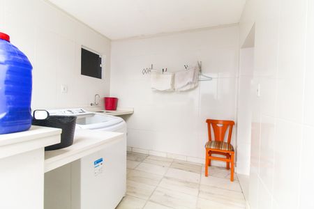 Casa para alugar com 233m², 4 quartos e 8 vagasÁrea de Serviço