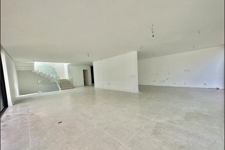 Casa de Condomínio à venda com 3 quartos, 748m² em Campo Belo, São Paulo