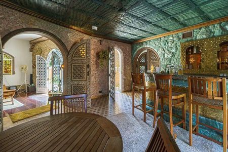 Casa à venda com 604m², 4 quartos e 8 vagas