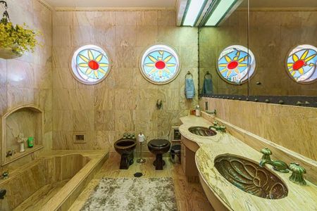 Casa à venda com 604m², 4 quartos e 8 vagas