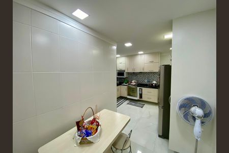 Apartamento para alugar com 157m², 4 quartos e 3 vagas Apartamento para alugar com 157m², 4 quartos e 3 vagasCozinha