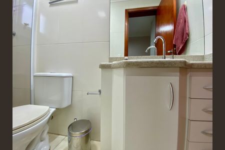 Apartamento para alugar com 157m², 4 quartos e 3 vagas Apartamento para alugar com 157m², 4 quartos e 3 vagasBanheiro da Suíte 2