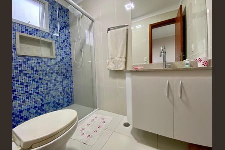 Apartamento para alugar com 157m², 4 quartos e 3 vagas Apartamento para alugar com 157m², 4 quartos e 3 vagasBanheiro da Suíte 1