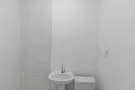 Apartamento para alugar com 38m², 2 quartos e sem vagaBanheiro