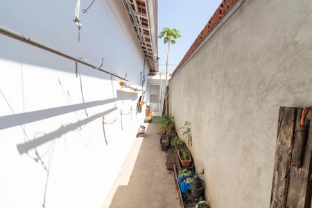 Casa à venda com 140m², 3 quartos e 3 vagasCorredor