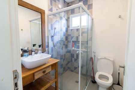 Casa à venda com 140m², 3 quartos e 3 vagasBanheiro 