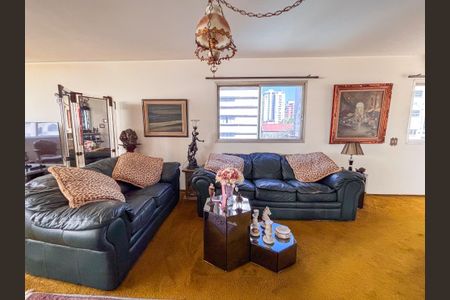 Apartamento à venda com 290m², 4 quartos e 2 vagas Apartamento à venda com 290m², 4 quartos e 2 vagasSala