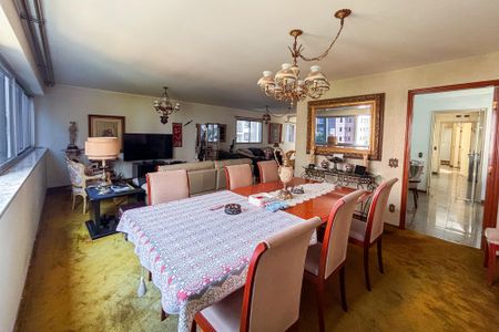 Apartamento à venda com 290m², 4 quartos e 2 vagas Apartamento à venda com 290m², 4 quartos e 2 vagasSala