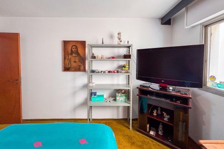 Apartamento à venda com 290m², 4 quartos e 2 vagas Apartamento à venda com 290m², 4 quartos e 2 vagasQuarto 1