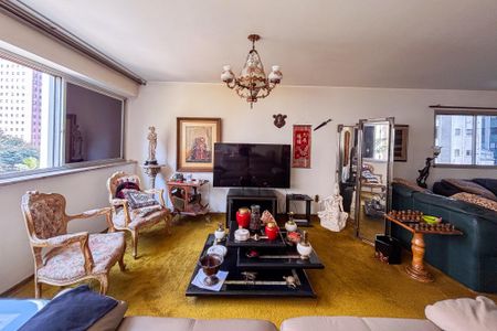 Apartamento à venda com 290m², 4 quartos e 2 vagas Apartamento à venda com 290m², 4 quartos e 2 vagasSala