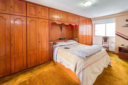 Apartamento à venda com 290m², 4 quartos e 2 vagas Apartamento à venda com 290m², 4 quartos e 2 vagasSuíte