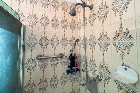 Apartamento à venda com 290m², 4 quartos e 2 vagas Apartamento à venda com 290m², 4 quartos e 2 vagasBanheiro