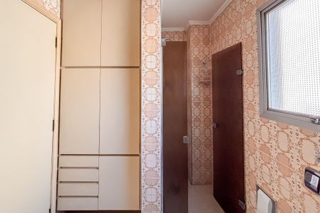 Apartamento à venda com 290m², 4 quartos e 2 vagas Apartamento à venda com 290m², 4 quartos e 2 vagasBanheiro da Suíte