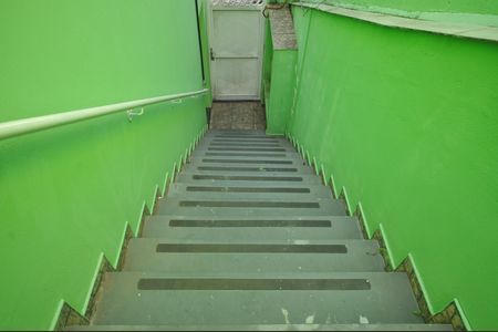 Casa para alugar com 56m², 1 quarto e sem vagaEscada de acesso