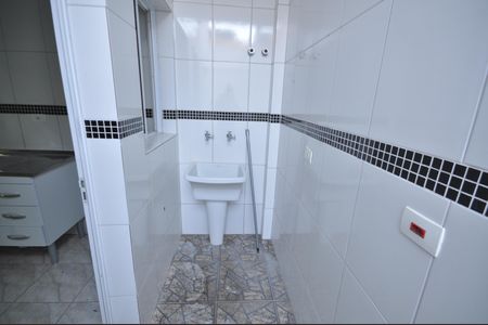 Casa para alugar com 56m², 1 quarto e sem vagaÁrea de serviço
