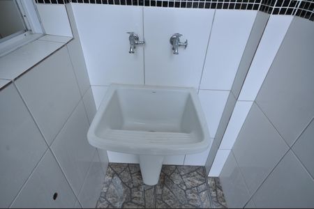 Casa para alugar com 56m², 1 quarto e sem vagaÁrea de serviço