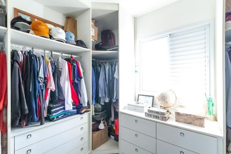 Apartamento à venda com 80m², 3 quartos e 2 vagasCloset da Suíte