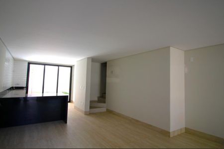 sala de casa à venda com 4 quartos, 156m² em Pampulha, Belo Horizonte