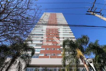 Apartamento para alugar com 315m², 3 quartos e 2 vagas Apartamento para alugar com 315m², 3 quartos e 2 vagasFachada