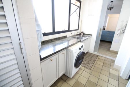 Apartamento para alugar com 340m², 3 quartos e 3 vagasÁrea de Serviço