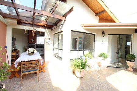 Apartamento para alugar com 340m², 3 quartos e 3 vagasÁrea Externa