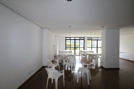 Apartamento para alugar com 340m², 3 quartos e 3 vagasÁrea comum - Salão de festas