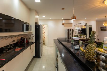 Apartamento à venda com 106m², 3 quartos e 2 vagasCozinha