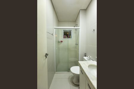 Apartamento à venda com 106m², 3 quartos e 2 vagasBanheiro Social