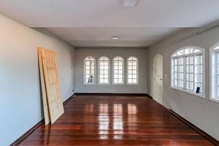 Sala de casa para alugar com 3 quartos, 132m² em Cidade São Francisco, São Paulo