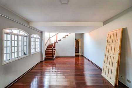 Sala de casa para alugar com 3 quartos, 132m² em Cidade São Francisco, São Paulo